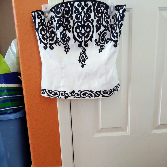 White House Black Market Tops - WHBM Corset Size 8